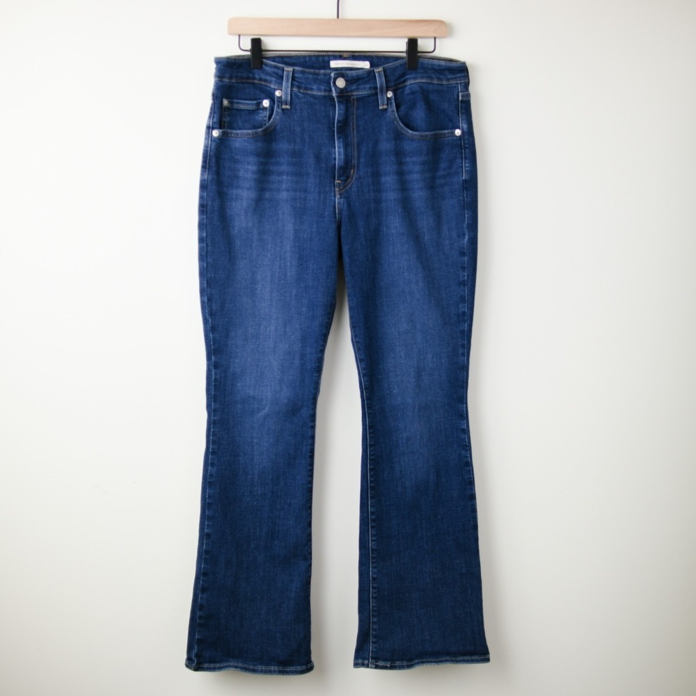 Levi's 725 High Rise Bootcut Jeans Womens 32 Dark Wash Western Rodeo Flare Denim